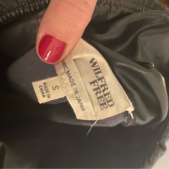 WILFRED ARITZIA - Daria high-waisted vegan leather leggings - Picture 5 of 6